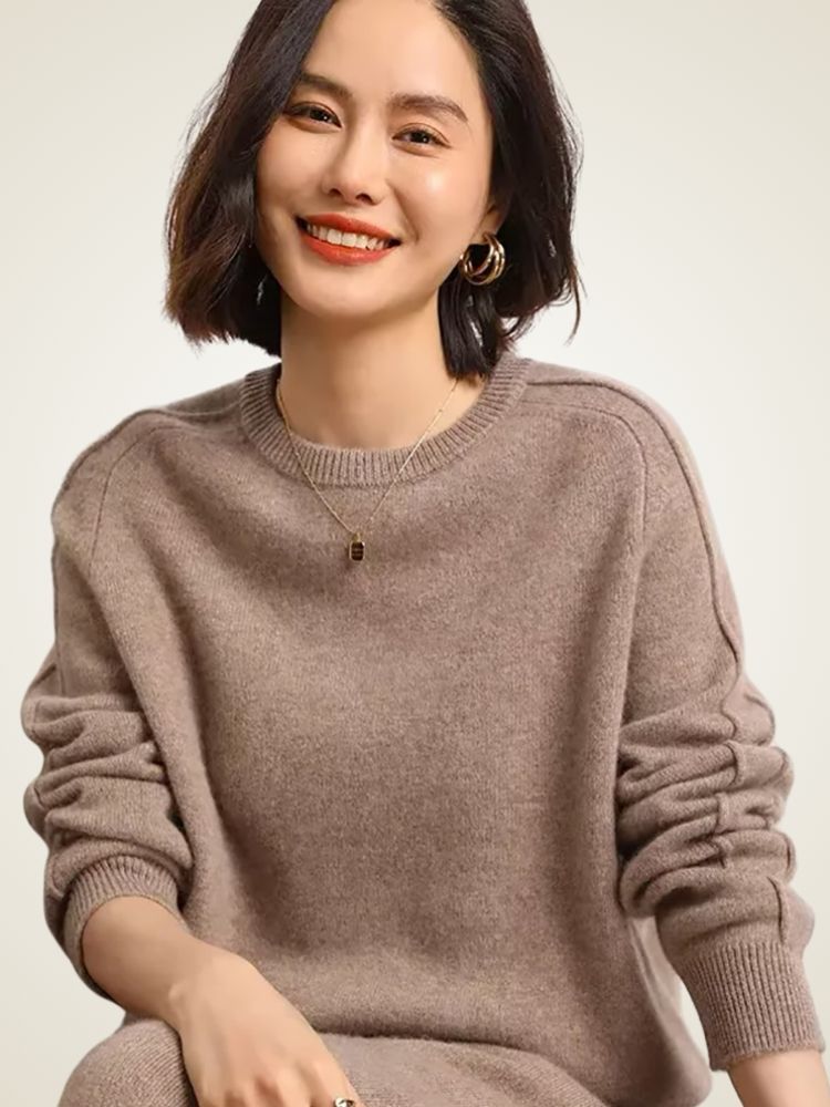 Chloe - Crewneck Cashmere Sweater