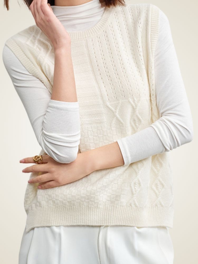 Alessia -  Round Neck Sweater Vest