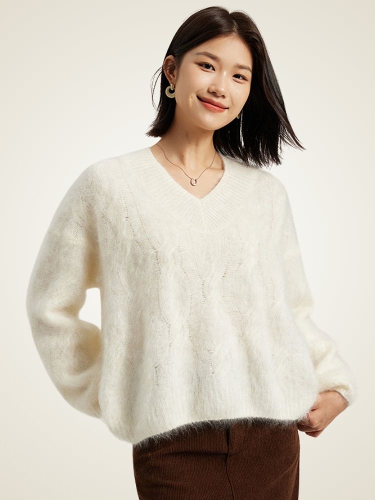Vaelith - V-neck Fuzzy Knit Cashmere Jumper