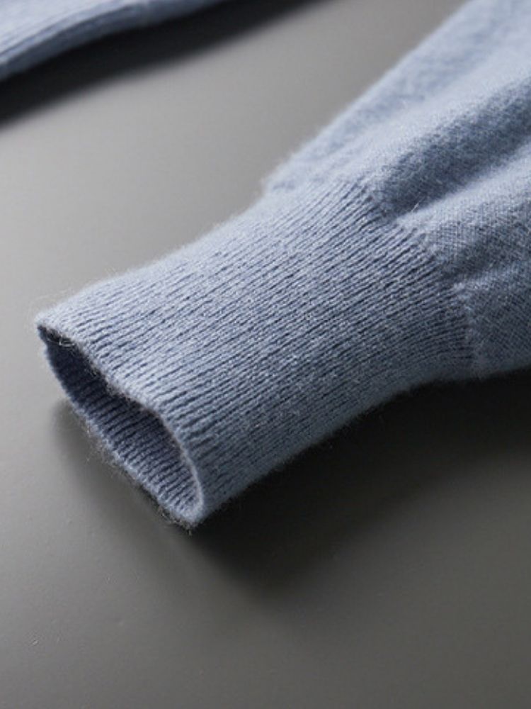 Josiah - Classic Cashmere Sweater