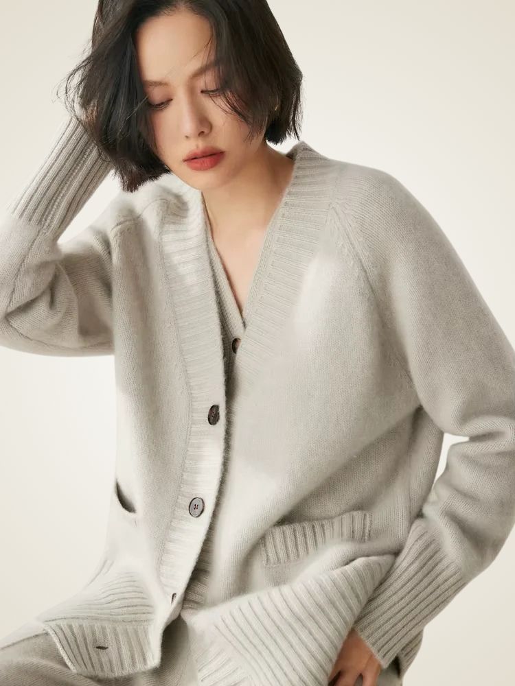 Jade - V Neck Cashmere Cardigan