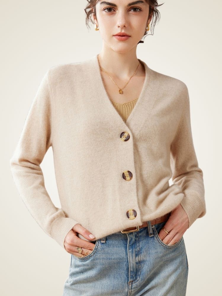 Avi - Classic Cashmere Buttoned Cardigan