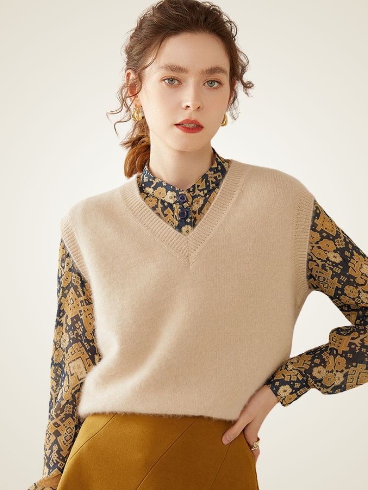 Lorene - Classic Cashmere Vest