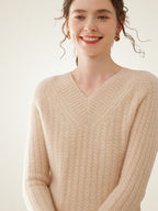 Iliviana - Cable Knit V-Neck Pullover