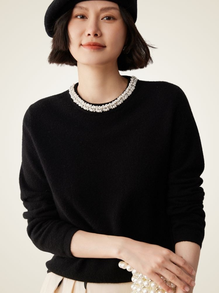 Kassindra - Pearl Collar Cashmere Sweater