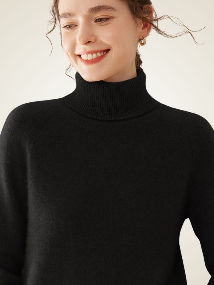 Lysandra - Classic Cashmere Turtleneck