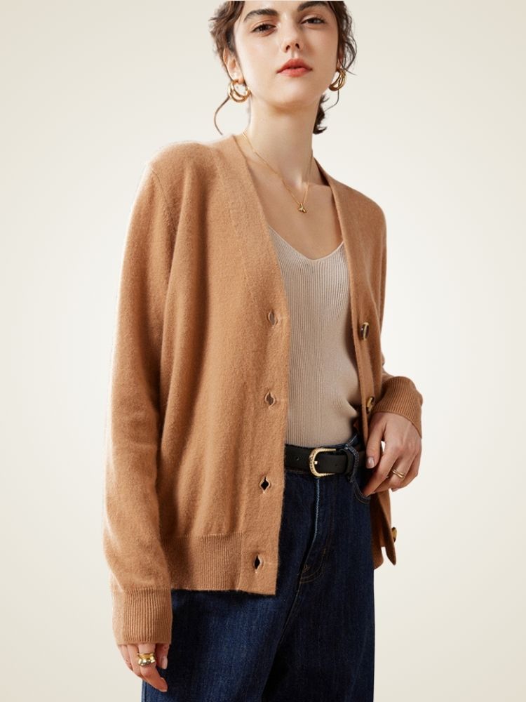 Avi - Classic Cashmere Buttoned Cardigan