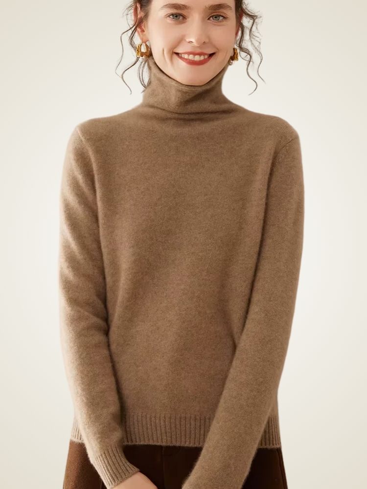 Anastasia - Cashmere Turtleneck