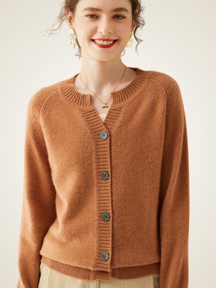 Celestia - Buttoned Cashmere Cardigan