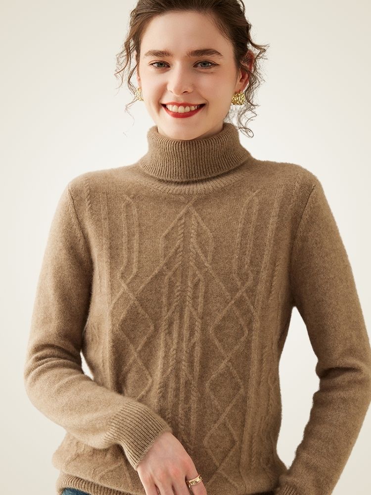 Oriana - Cable-Knit Cashmere Turtleneck