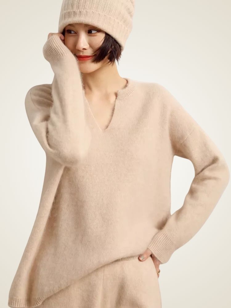 Heidi - V-Neck Cashmere Sweater