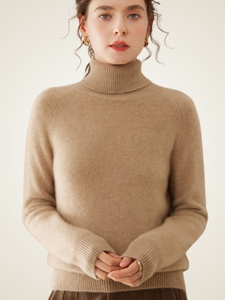 Lysandra - Classic Cashmere Turtleneck