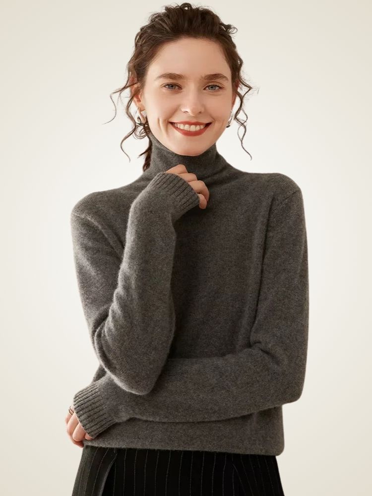 Anastasia - Cashmere Turtleneck