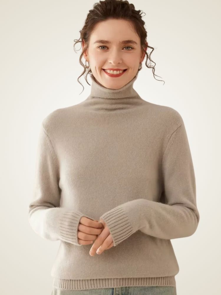 Anastasia - Cashmere Turtleneck