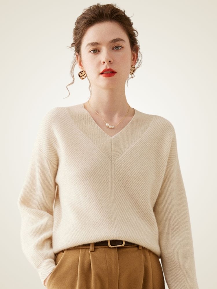 Roselith - Classic V-Neck Cashmere Pullover