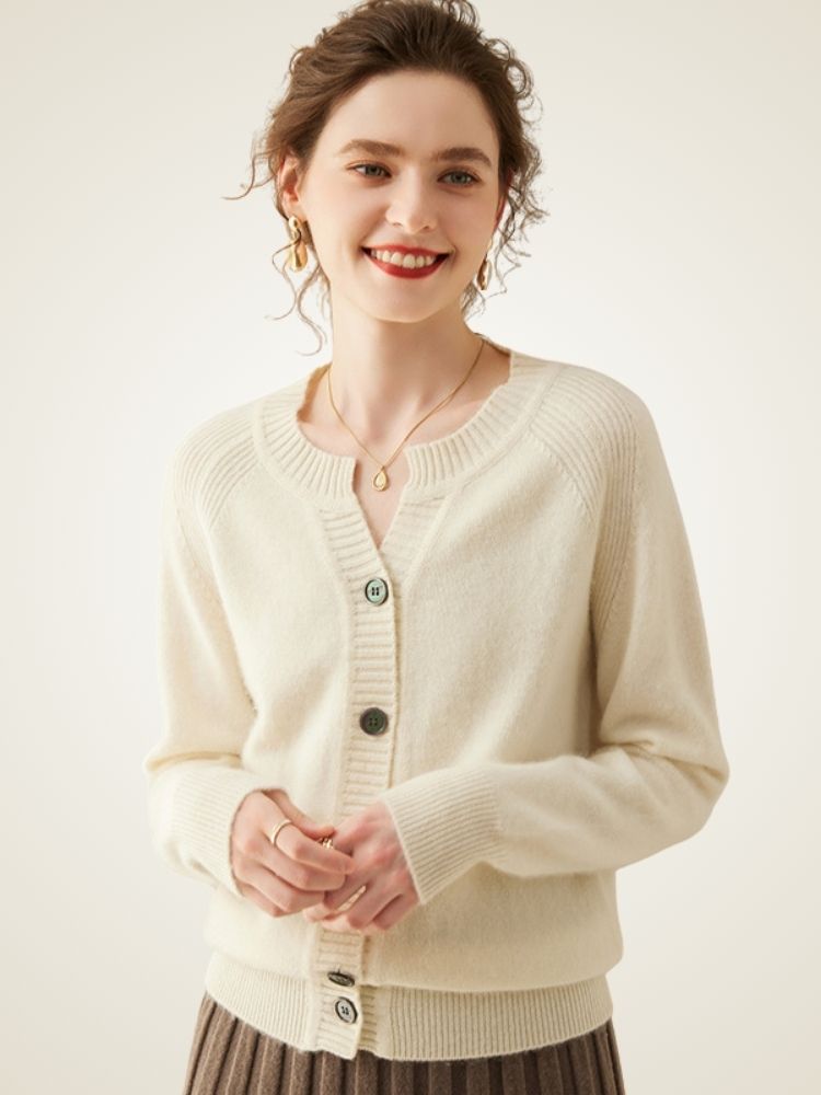 Celestia - Buttoned Cashmere Cardigan