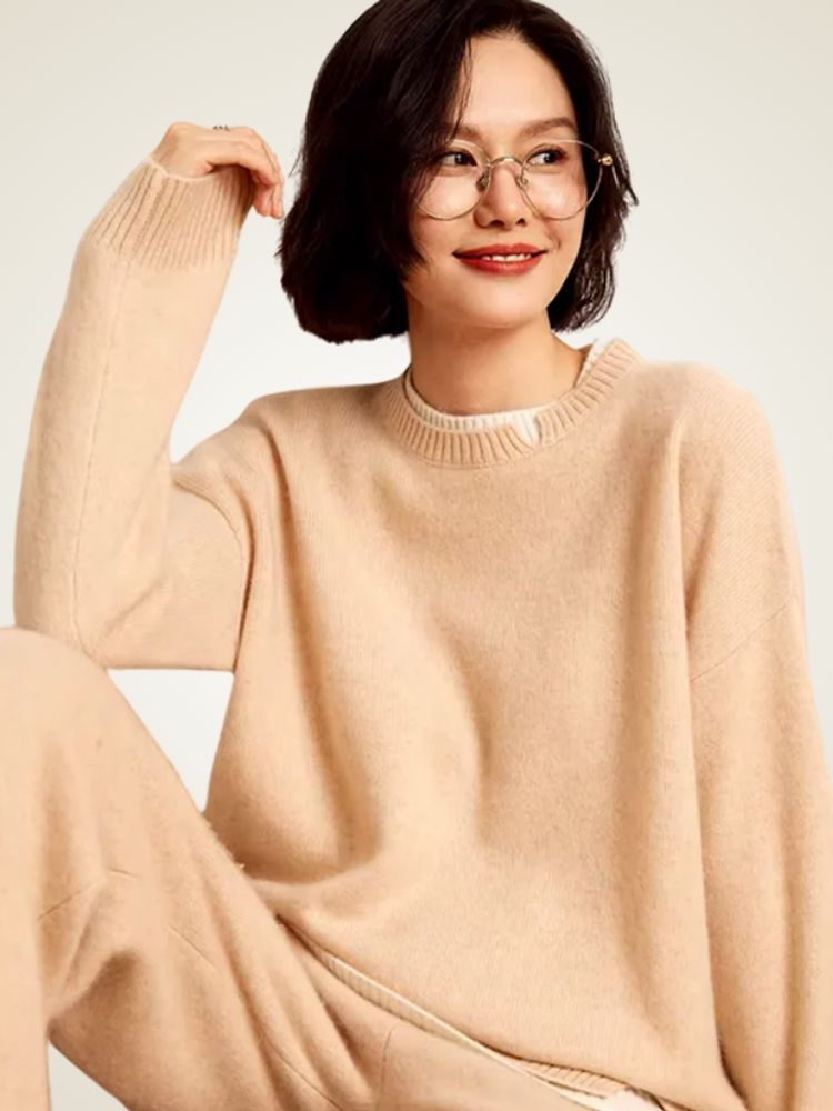 Olivia - Double Collar Crewneck Cashmere Sweater