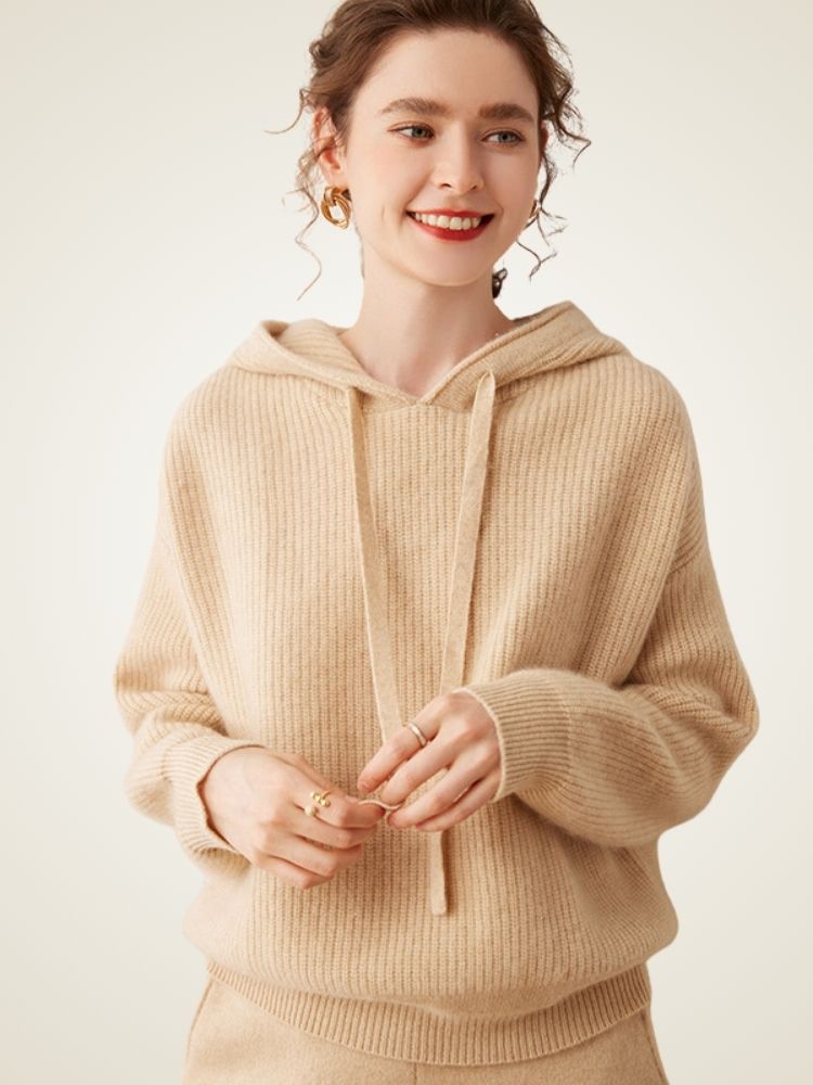 Johanna - Ribbed Cashmere Hoodie