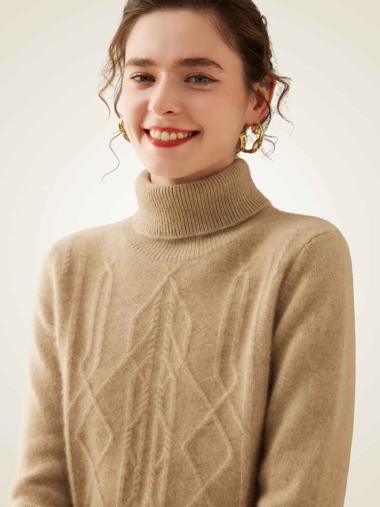 Oriana - Cable-Knit Cashmere Turtleneck
