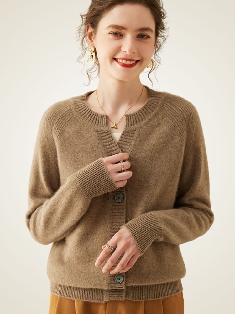 Celestia - Buttoned Cashmere Cardigan