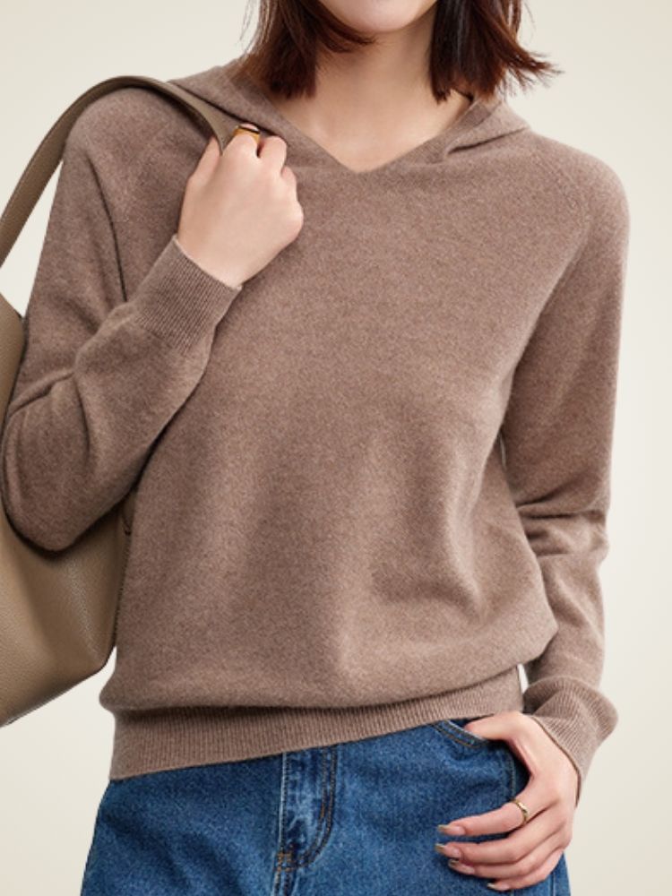 Aisling - Classic Cashmere Hoodie