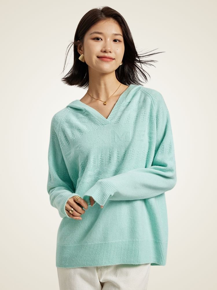 Zylia - V-Neck Cashmere Hoodie